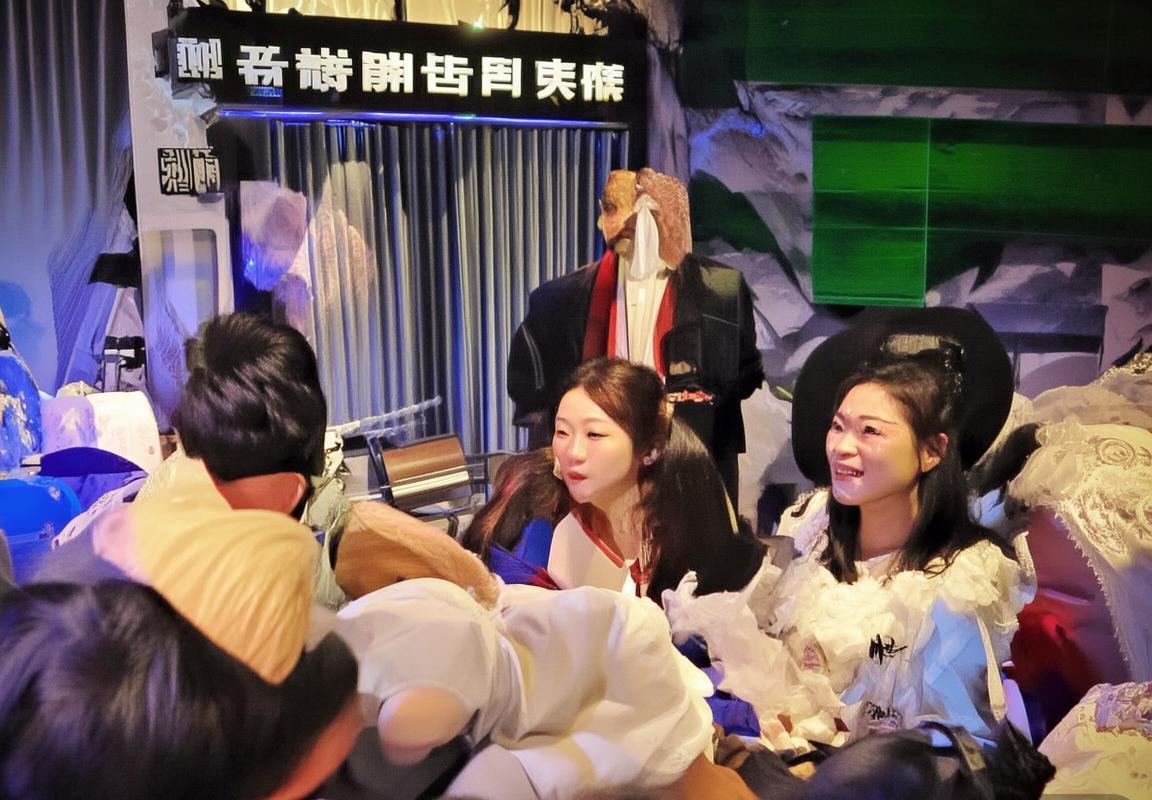 KT晋级S15全球总决赛，LCK三号种子破GEN不败金身，BDD赛后落泪见证团队韧性